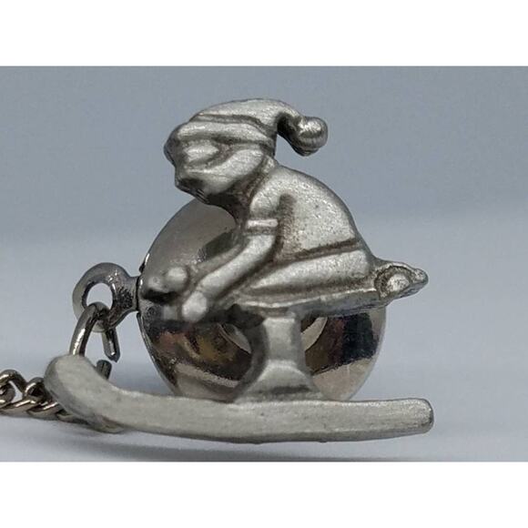 Vintage Ski Theme Silver Tie Tack with Chain, Vintage Men's Accesories - Picture 7 of 9